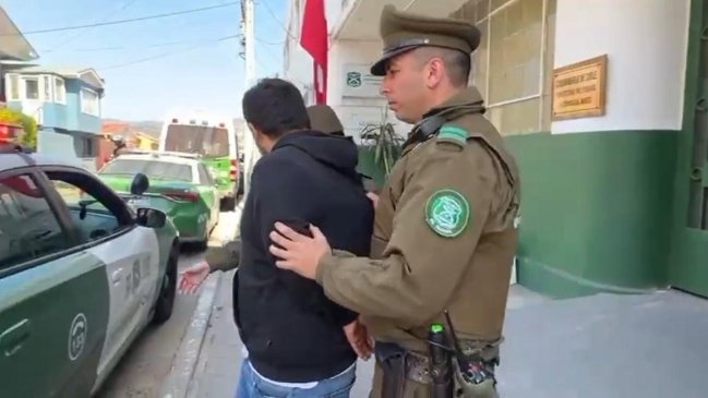   Cae sujeto fugado de la Cárcel de Valparaíso: Lo delataron al presentarse como apoderado en un colegio 