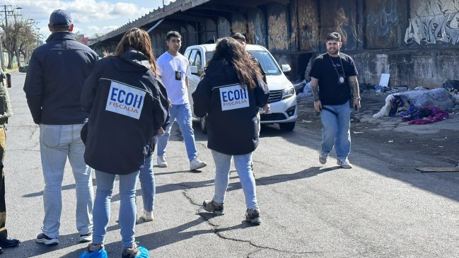   Investigan hallazgo de cadáver apuñalado y atado de manos en Estación Central 