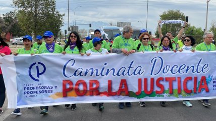  Profesores emprenden marcha por la educación desde Santiago hacia el Congreso  