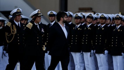  Presidente Boric acudió a investidura de oficiales en la Escuela Naval  