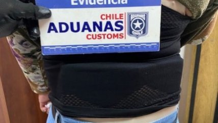   Aduanas detectó a mujeres con 9,2 kilos de cocaína en maletas y fajas 