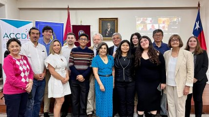   Adolescentes chilenos viajaron a Suecia a la entrega de los Premios Nobel 