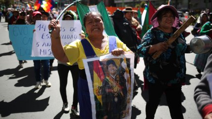  Bolivia: Seguidores de Morales buscan inscribir su candidatura presidencial a la fuerza  