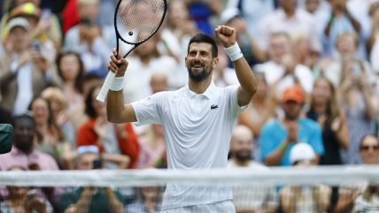   Novak Djokovic avanzó con paso firme a octavos de Wimbledon tras batir a Miomir Kecmanovic 