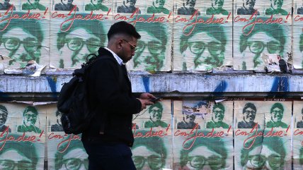   Candidatura de Jadue genera choque entre Jara y Carmona 