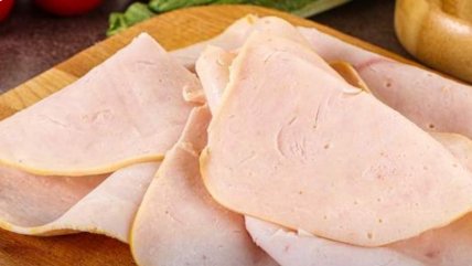  Pollo por pavo: Sernac investiga posible publicidad engañosa  
