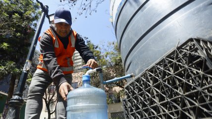  ¿Por qué cortan el agua en seis comunas de Santiago este fin de semana?  