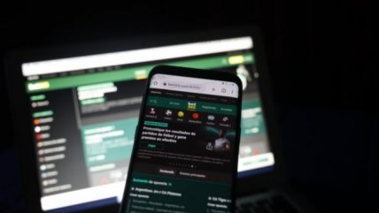   Experta criticó a deportistas por publicitar casas de apuestas e impulsar alza en adicción de jóvenes 