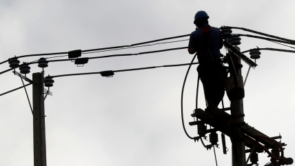   Energía que Conecta: Todo lo que implican los choques contra los postes eléctricos 