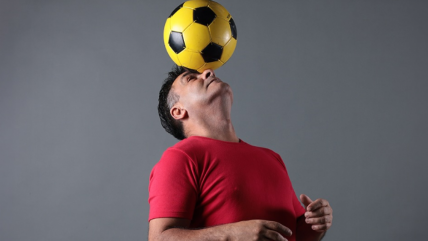   Ricardinho aspira a superar su Récord Guinness de 49 horas con el balón en el aire 