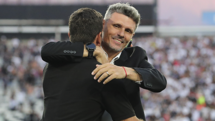   Sigue hasta 2026: Blanco y Negro aprobó la continuidad de Fernando Ortiz en Colo Colo 