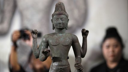   Tailandia recuperó esculturas de bronce desde EE.UU., robadas en 1964 