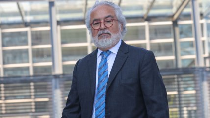   Hermosilla acusa a fiscal Parra de actuar como 