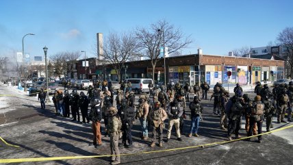   Gobierno de Trump anunció que agentes ICE llevarán cámaras corporales en Minéapolis 