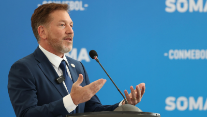   Alejandro Domínguez quiere a los 10 países de la Conmebol en el Mundial 2030 