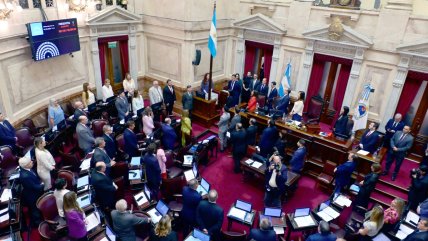   Senado aprobó la polémica reforma laboral de Milei, tachada de 