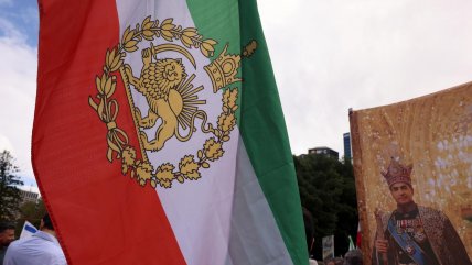   Iraníes protestan ahora desde azoteas y ventanas para burlar la represión 