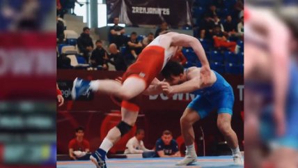   [VIDEO] La maniobra viral en un campeonato de lucha que le permitió la victoria a un deportista ruso 