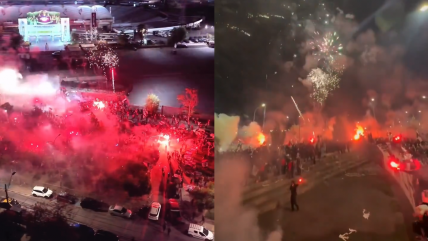  [VIDEO] Hinchas de Colo Colo lanzaron fuegos artificiales fuera del Monumental por aniversario 101  