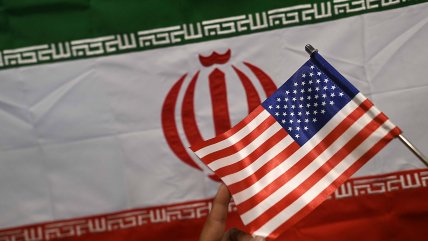   Irán acusó que EE.UU. violó tregua tras captura de buque y respondió con ataque a navíos 