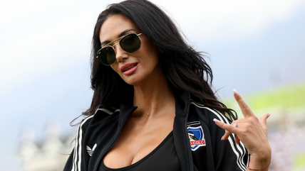   ¡Para la people!: Pamela Díaz animó evento en el Monumental por el aniversario de Colo Colo 