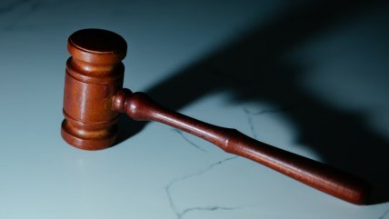  Vivienda de joven con discapacidad amenazada de remate pese a exención legal  