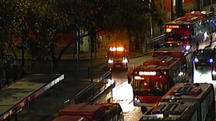   Responsables huyeron: Vehículo chocó a conductor de aplicación y mató a su pasajera 