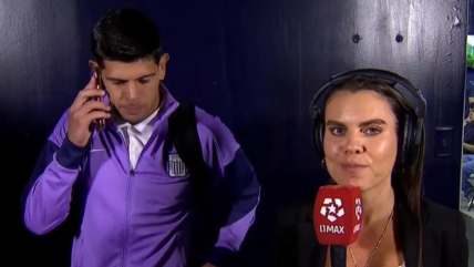   Esteban Pavez protagonizó divertido momento con periodista en la Liga Peruana 