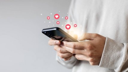   Japón ofrecerá hasta $112 mil a solteros que utilicen aplicaciones de citas 