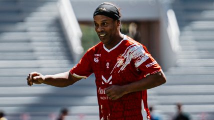   Ronaldinho lanzó su primer álbum musical con figuras internacionales 