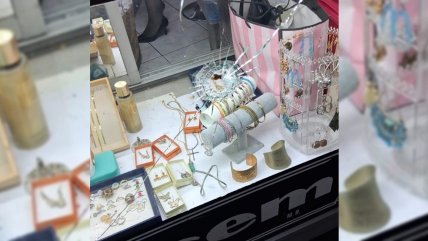   Asalto armado a una joyería de La Cisterna: Delincuentes dispararon al huir 
