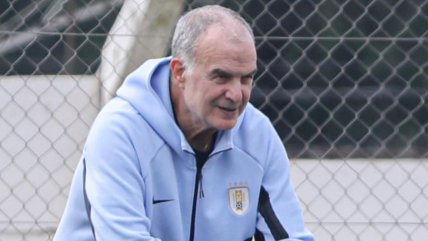   Bielsa recordó a la Roja antes de su debut en el Mundial con Uruguay 