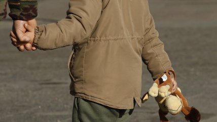   Creciendo Juntos: El manual de protección para niños y adolescentes en casos de emergencia 