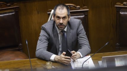   Expertos invitados a comisión alertan riesgo país en la AC contra Grau y relativizan sus 