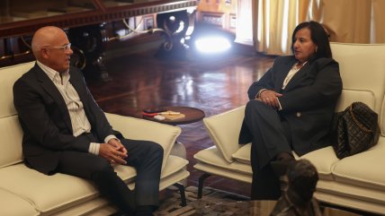  Parlamento venezolano y líder de antiguo Legislativo designan mesa para fortalecer la democracia 
