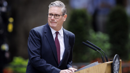   El primer ministro británico, Keir Starmer, anuncia su dimisión 