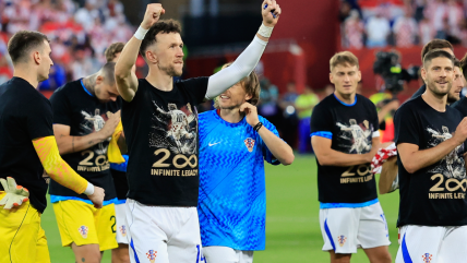  La selección croata conmemoró los 200 partidos de Modric tras vencer a Panamá 