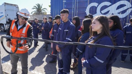   Energía que Conecta: El programa Ilumina de CGE, un motor de inserción laboral 