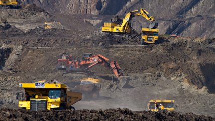   Economista: grandes mineras y energéticas no miran mucho la megarreforma; invertirán sí o sí 