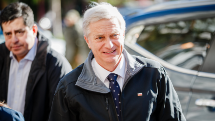   Presidente Kast anuncia preparación de fichas FIBE, albergues y limpieza por lluvias en Tocopilla 