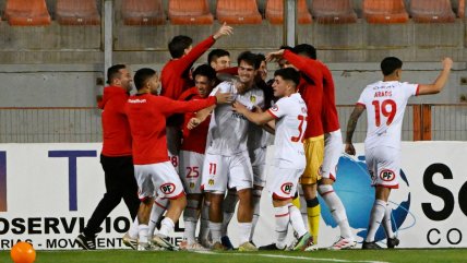   Unión Española puso al rojo la tabla del Ascenso con triunfo ante Cobreloa 