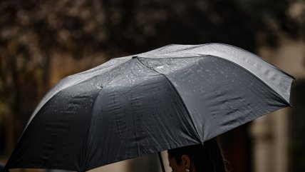   Nuevo sistema frontal: Santiago solo registrará chubascos débiles 