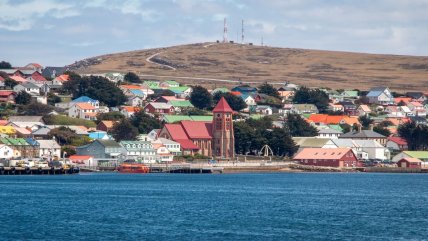   Excombatientes argentinos reclamaron por ruta comercial entre Chile y las Malvinas 