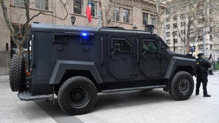   PDI suma en Santiago dos poderosos vehículos blindados 