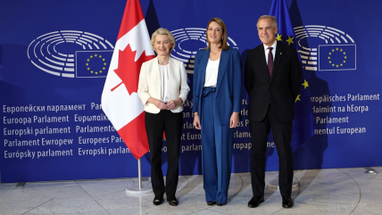   Von der Leyen ofrece a Canadá ser el primer 