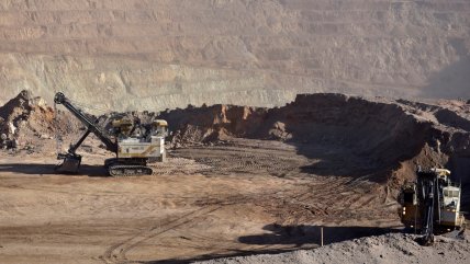   Arrastrada por la minería, la producción industrial cayó 5,7% en agosto 