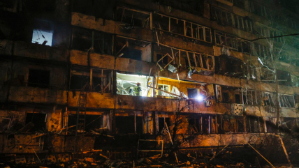  Nuevo bombardeo con misiles rusos dejó al menos dos fallecidos en Kiev  