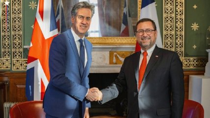   Chile acordó con el Reino Unido un 