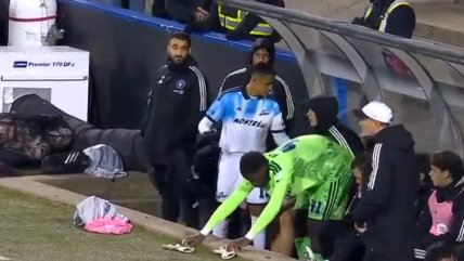   ¡Insólito! Alexis se quedó vestido y no pudo ingresar a los penales en la final canadiense 